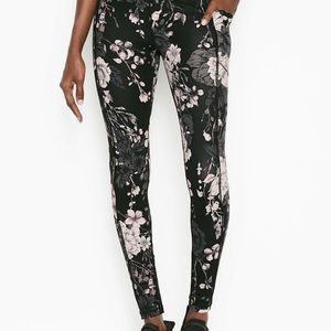 Victoria Secret Leggings